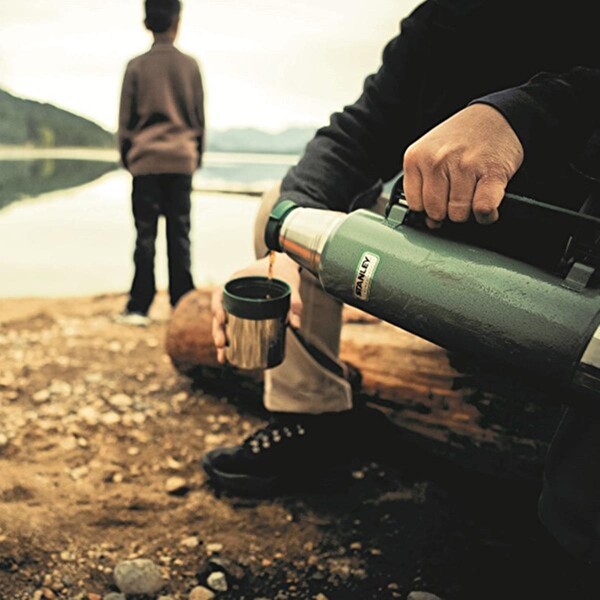 Stanley Klasik Vakumlu 1.4 L Çelik Yeşil Termos