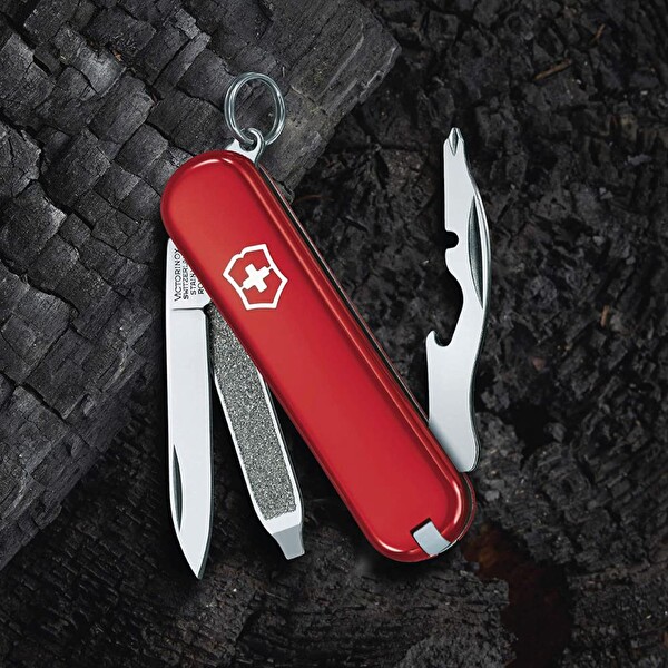 Victorinox Rally 0.6163 58 MM 9F Kırmızı İsviçre Çakısı