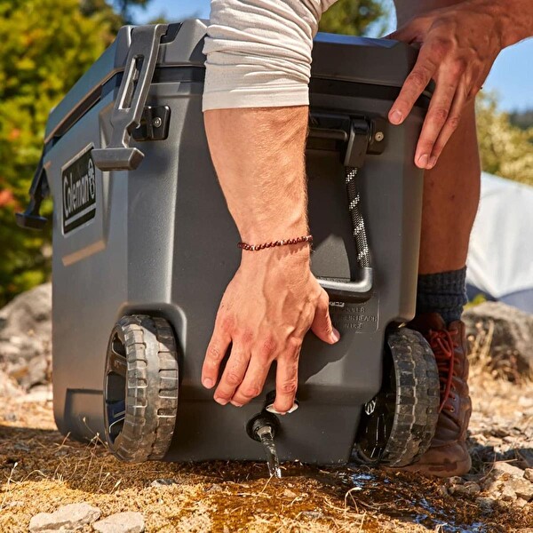 Coleman Convoy Wheeled 65 QT 61.5 L Dark Storm Tekerlekli Soğutucu Buzluk