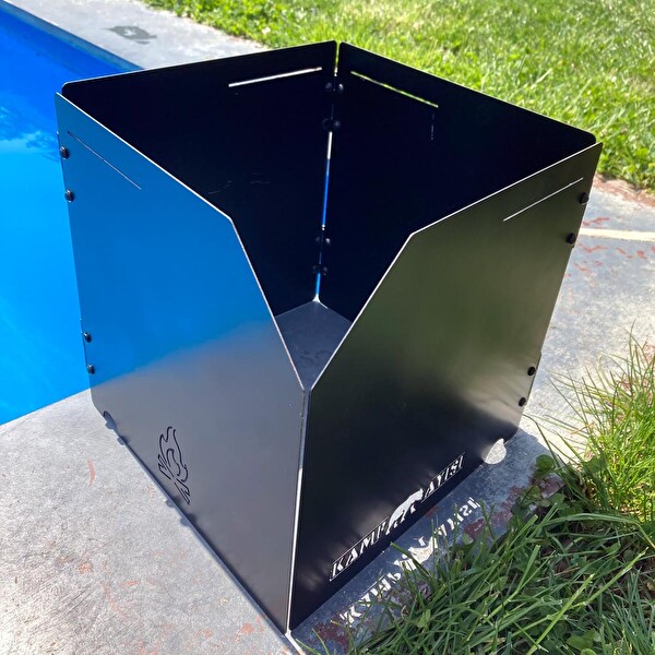 Kamp Ayısı WindShield Mat Siyah Katlanır 1 MM Menteşeli Metal Rüzgarlık - Özel Çantalı
