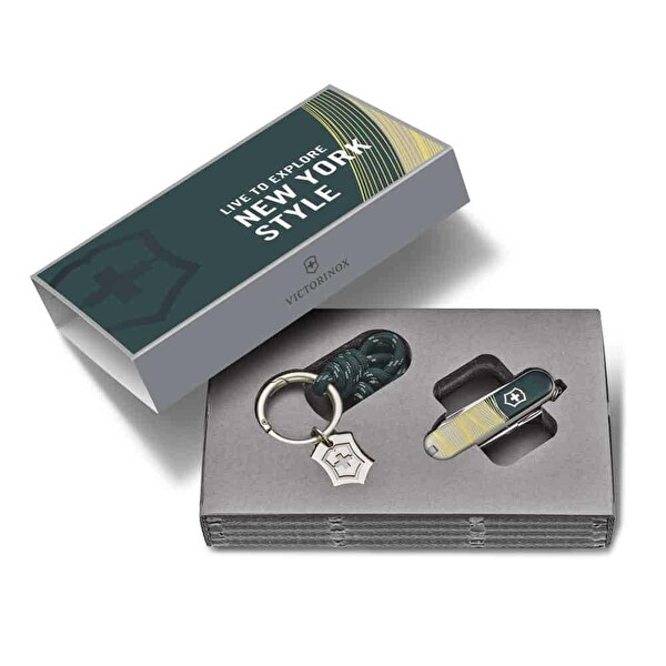 Victorinox 0.6223.E223 Classic SD Çakı New York Style