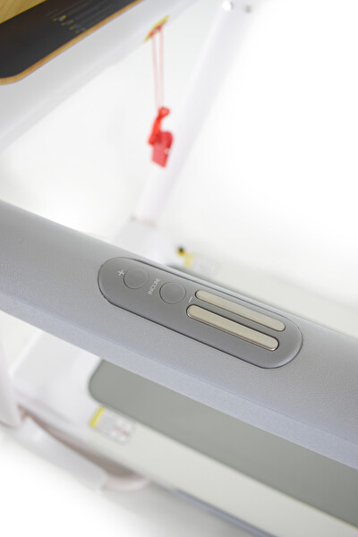 Walke Weener 2.5 Hp Brushless Motor Spax Uygulama Bağlantılı Otomatik Eğimli Koşu Bandı 15 Km/h