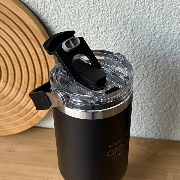 Arow H-206 Taşıma Kulplu Pipetli Kupa Matara 750 ML Siyah