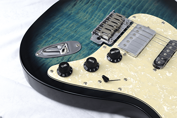 Luxars S-G25 SBL Stratocaster Tipi Elektro Gitar Doğal Damarlı Mavi