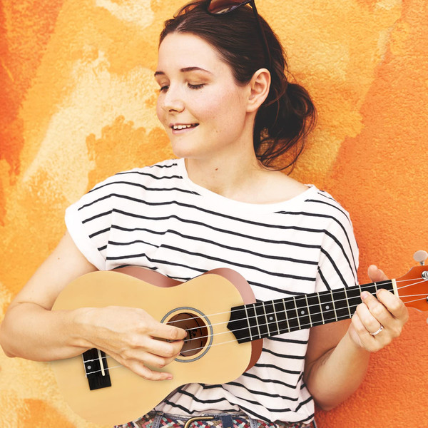 Donner DUS-10N Küçük Boy Ukulele Seti Natürel