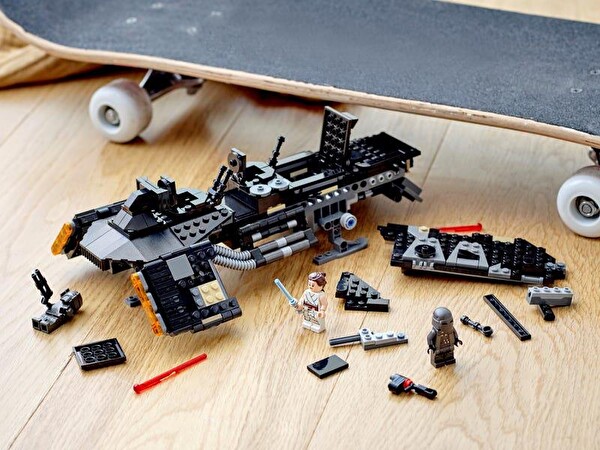 LEGO Star Wars Ren Şövalyeleri Nakliye Gemisi 75284