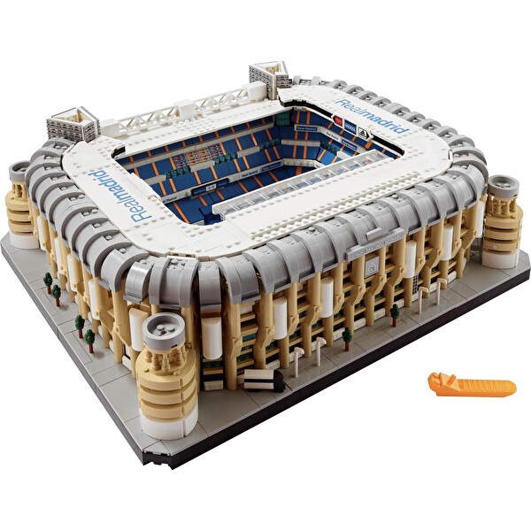 LEGO Creator Expert Real Madrid Santiago Bernabéu Stadium 10299