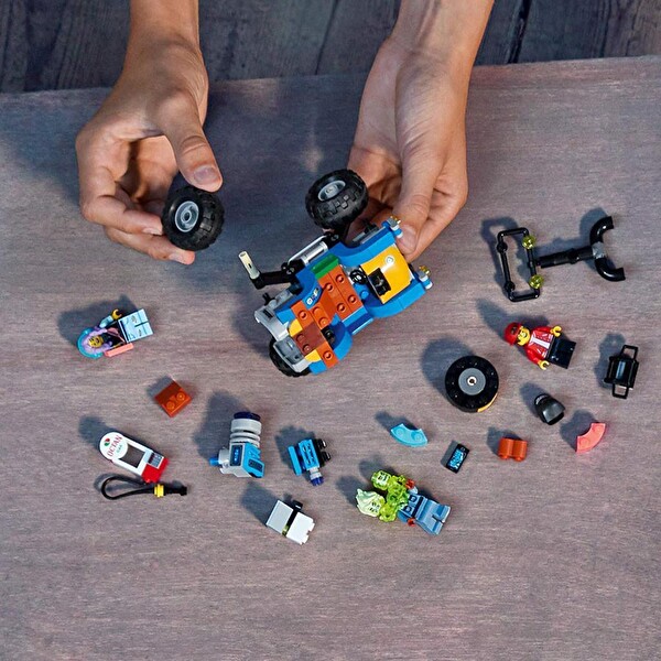 LEGO Hidden Side Jack'in Plaj Arabası 70428
