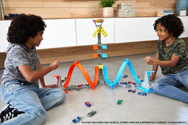 Hot Wheels Dikey Uçuş Heyecanı Pist Seti GRW39