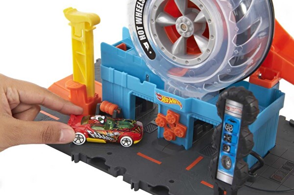 Hot Wheels Tekerlek Kulesi Pisti HDP02