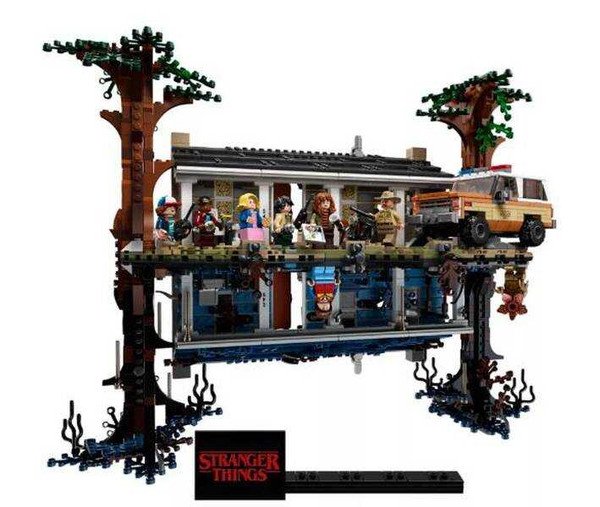 LEGO Stranger Things Baş Aşağı Dünya 75810