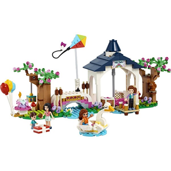 LEGO Friends Heartlake City Parkı 41447