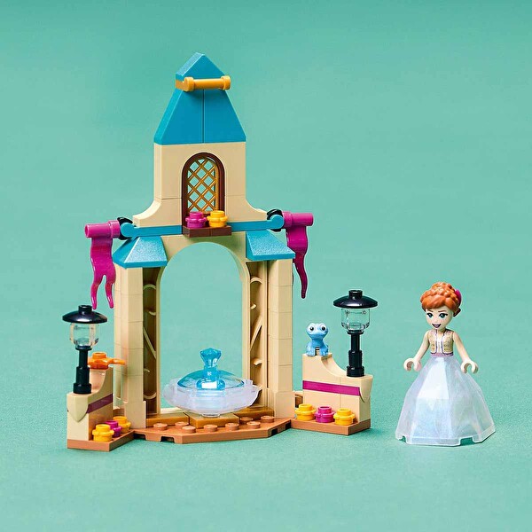 LEGO Disney Anna’nın Kale Avlusu 43198