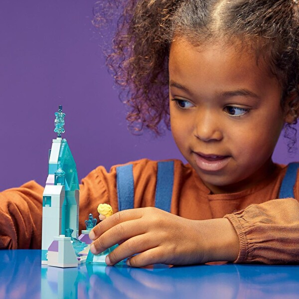 LEGO Disney Elsa’nın Kale Avlusu 43199