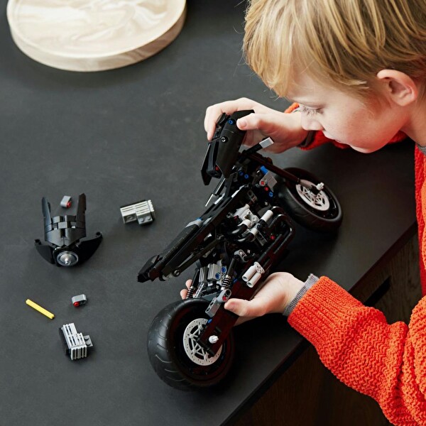 LEGO The Batman - Batcycle 42155
