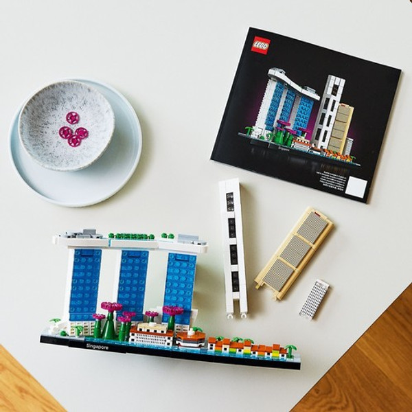 LEGO Architecture Şehir Yapıları Koleksiyonu: Singapur 21057