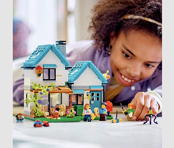 LEGO Creator Şirin Ev 31139