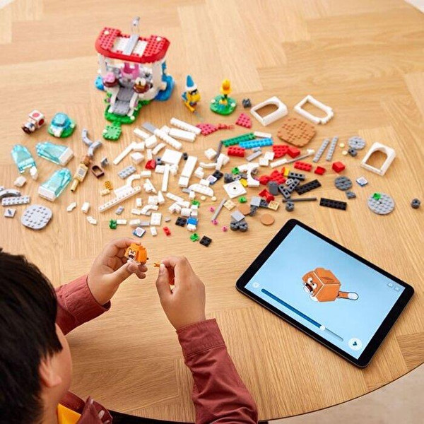 LEGO Super Mario Cat Peach Kostümü Donmuş Kule Ek Macera Seti 71407