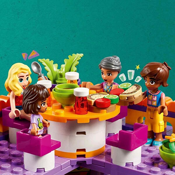 LEGO Friends Heartlake City Mutfak Atölyesi 41747