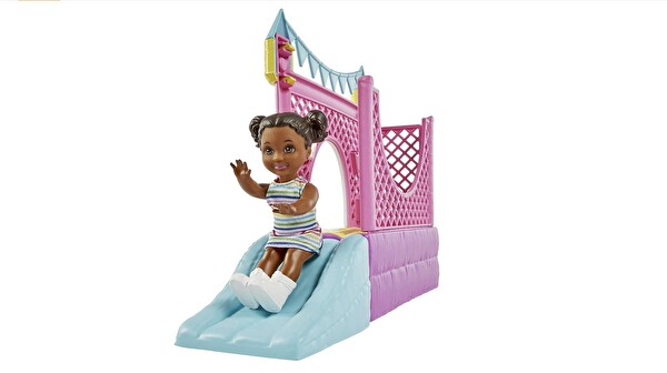 Barbie Bebek Bakıcısı Skipper Oyun Evi Seti HHB67