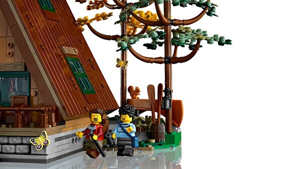 LEGO Ideas Dik Çatılı Kulübe 21338
