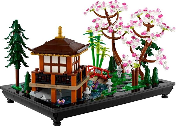 LEGO Icons Huzurlu Bahçe 10315