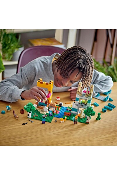 LEGO Minecraft The Crafting Box 4.0 21249