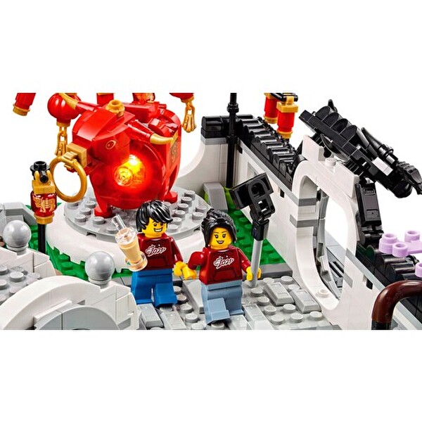 LEGO Seasonal Bahar Fener Festivali 80107