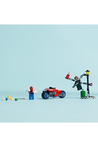 LEGO Marvel Motosiklet Takibi Spider-Man Doktor Oktopus’a Karşı 76275