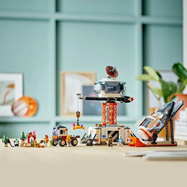 LEGO City Uzay Üssü ve Roket Fırlatma Rampası 60434