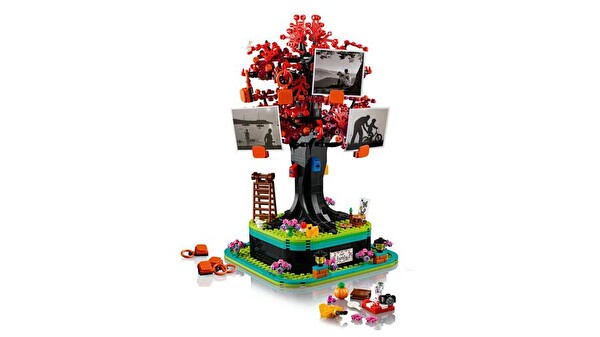 LEGO Ideas Aile Ağacı 21346
