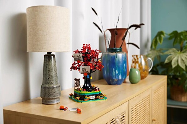 LEGO Ideas Aile Ağacı 21346