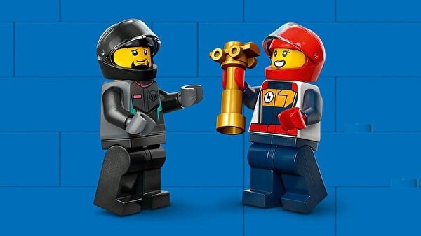 LEGO City Go-Kartlar ve Yarış Sürücüleri 60400