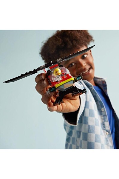 LEGO City İtfaiye Kurtarma Helikopteri 60411