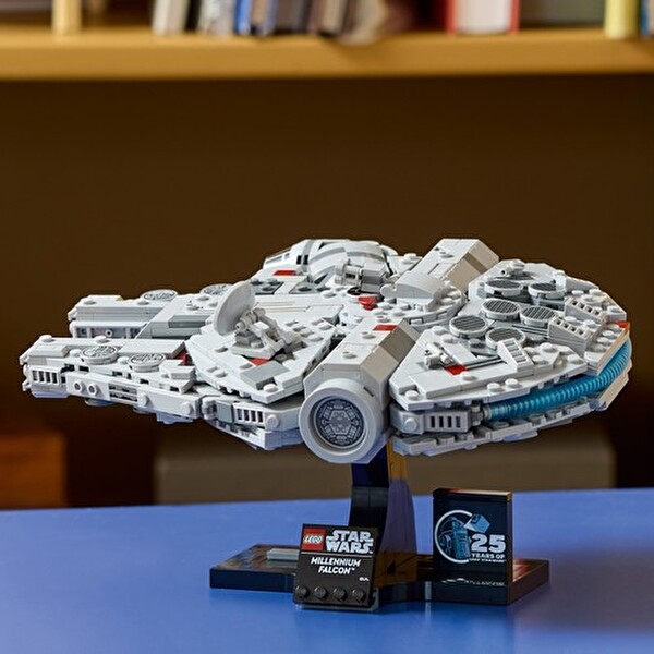 LEGO Star Wars Mini Millennium Falcon 75375