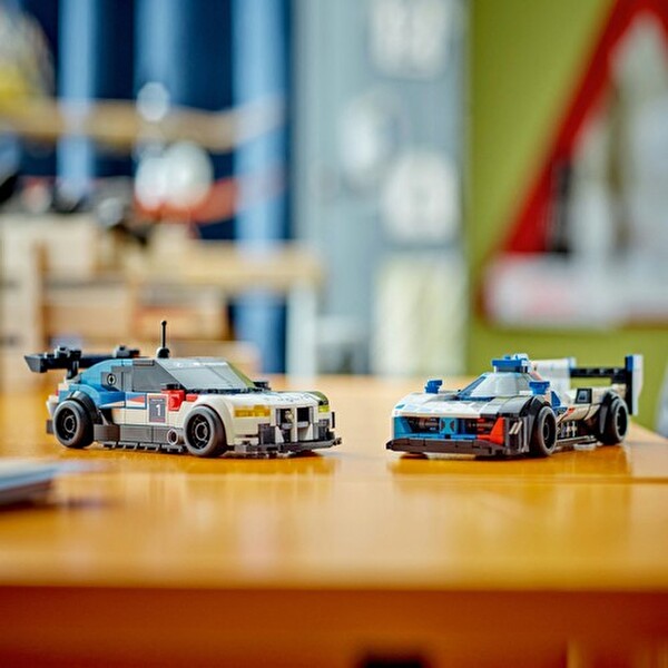 LEGO Speed Champions BMW M4 GT3 Ve Bmw M Hybrid V8 Yarış Arabaları 76922