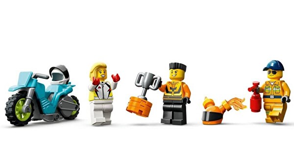 LEGO City Gösteri Kamyonu ve Ateş Çemberi Yarışması 60357
