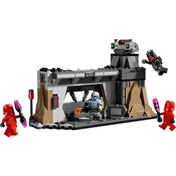 LEGO Star Wars The Mandalorian Paz Vizsla ve Moff Gideon Savaşı 75386