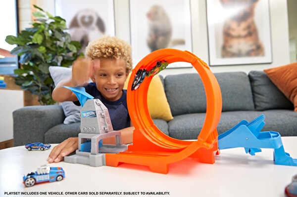 Hot Wheels Şampiyonluk Parkuru Yarış Seti GBF81-GTV13