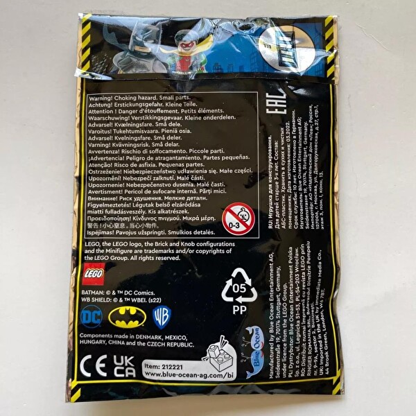 LEGO Super Heroes Robin ve Heli-Pack 212221