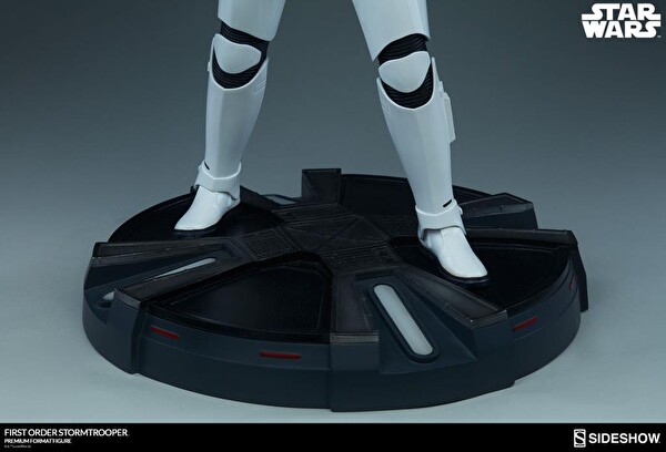 Sideshow Collectibles First Order Stormtrooper Premium Format Figür Oyuncak 300496