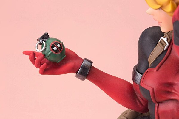 Kotobukiya Lady Deadpool Bishoujo Statue Figür Oyuncak STK0843