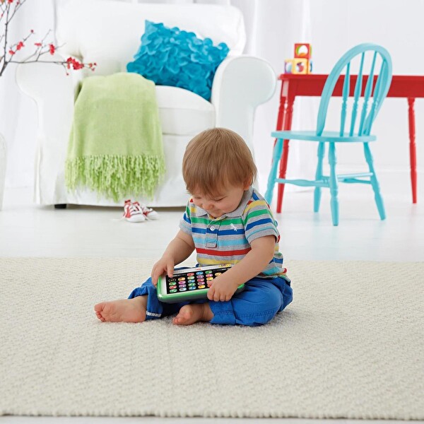 Fisher Price Eğlen ve Öğren Yaşa Göre Gelişim Eğitici Tablet HXB69