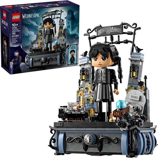 LEGO 702 Parça Wednesday Sets Addams Figür 76780