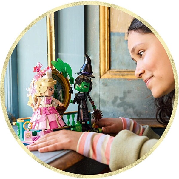 LEGO Wicked Elphaba ve Glinda Figürleri 75682