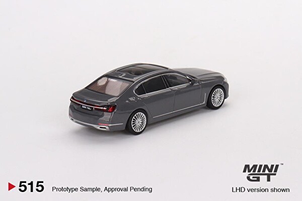 Mini GT BMW 750Li xDrive Bernina Grey Amber Effect Oyuncak Araba 515