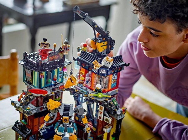 LEGO NINJAGO Şehri Atölyeleri 71837
