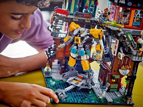 LEGO NINJAGO Şehri Atölyeleri 71837