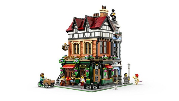 LEGO Icons Tudor Corner Köşesi Modular 10350