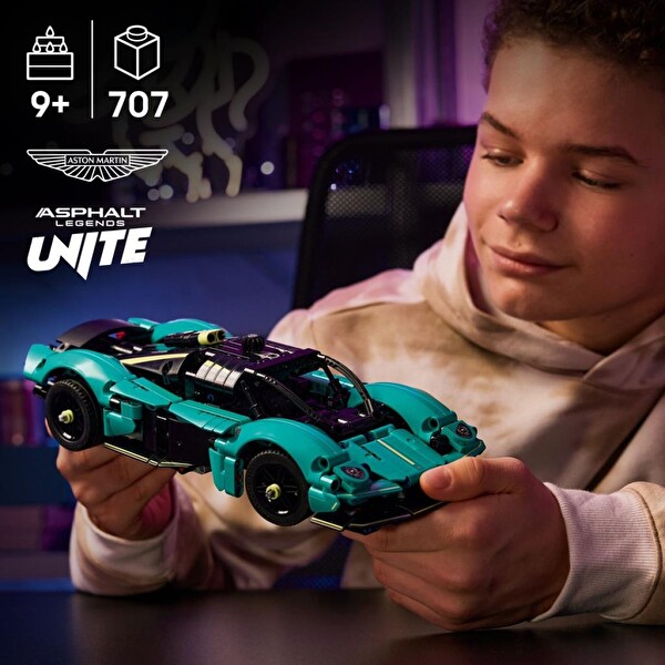 LEGO Technic Aston Martin Valkyrie 42208
